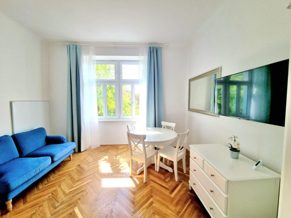Herzlich Willkommen - Küss Hand 3 Apartamento Viena